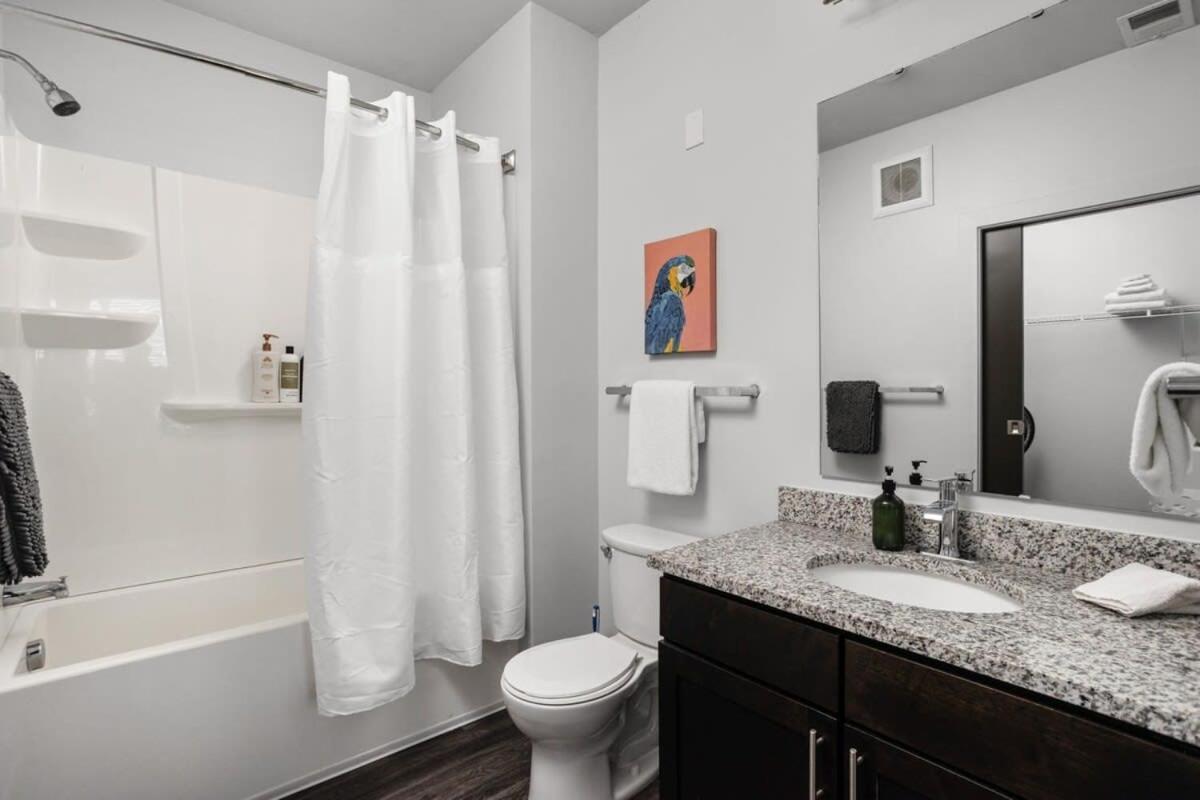 Cozysuites Spacious 2Br Next To Whole Foods Indianapolis Buitenkant foto